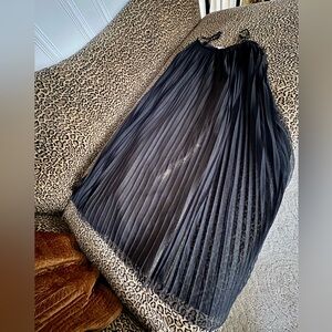 Chic Black Pleated Dress